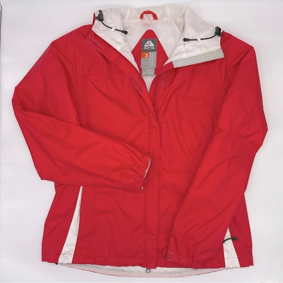 Nike ACG FitStorm Hooded Rain Jacket, Medium - Picture 1 of 10